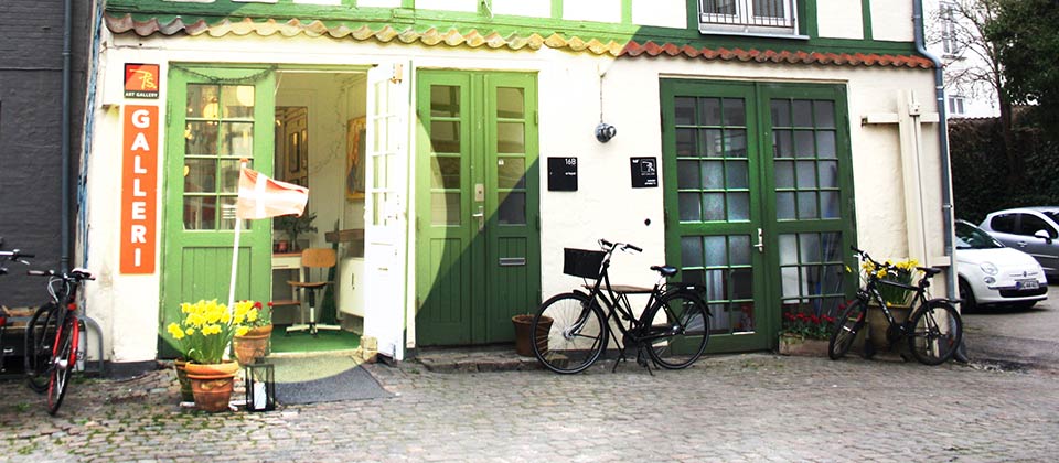 Galleriet i Aarhus er beliggende i baggården Mejlgade 16B - PS Art Gallery